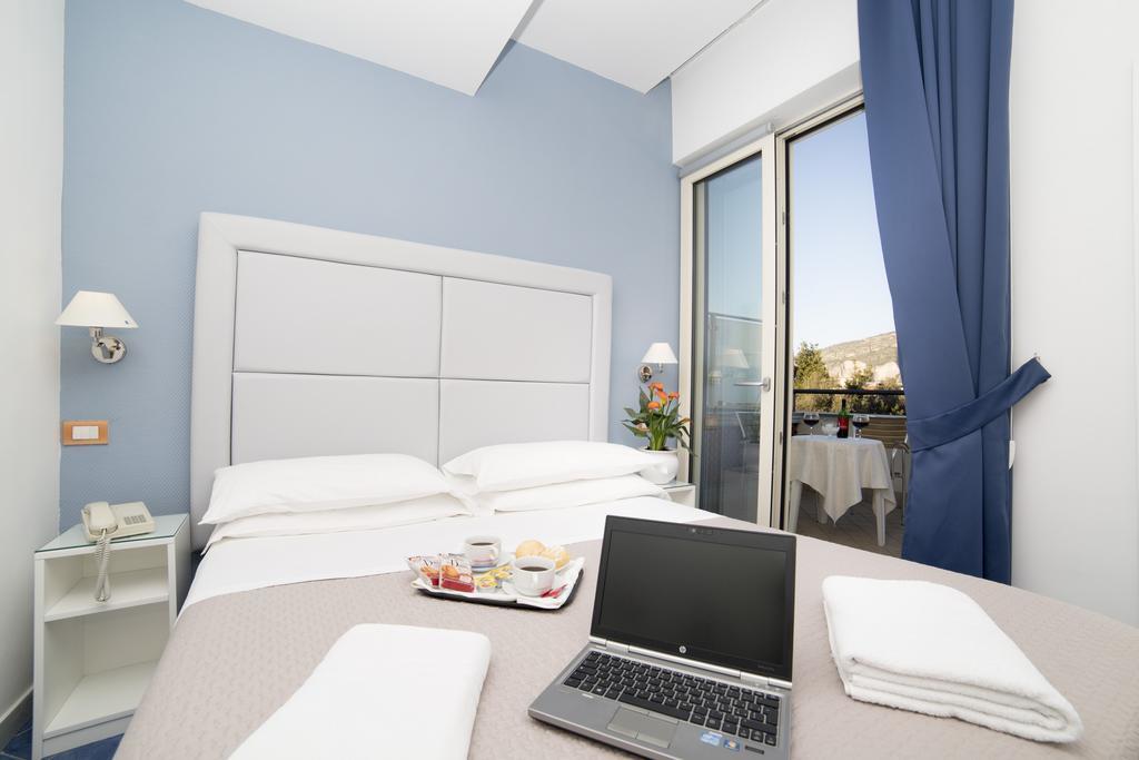Hotel Club (Adults Only) Sant'Agnello Eksteriør billede